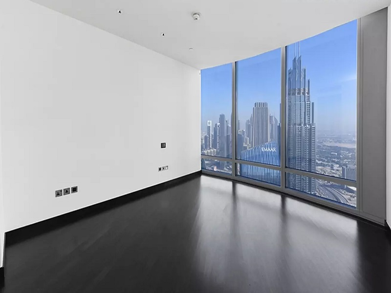 Spacious | 2BR+M | DIFC and Sea View | Rented